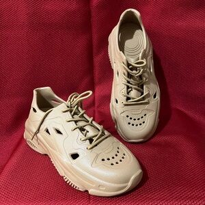 Cape Robbin Tan Women's Sneakers